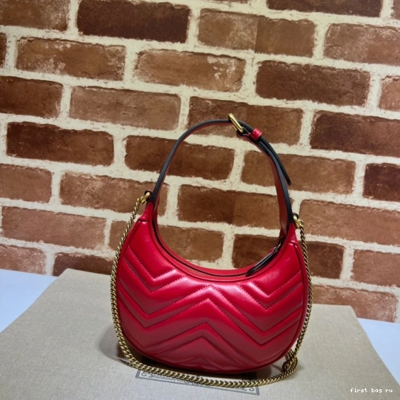 First bag ru bag half-moon-shaped GUCCI mini GG Marmont 0808